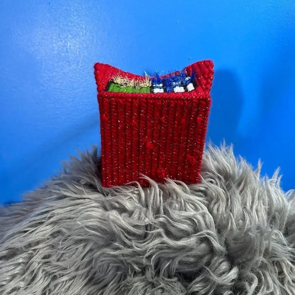 Handmade Christmas Gift Basket Red Glitter Yarn Hand Sewn Holiday Decor